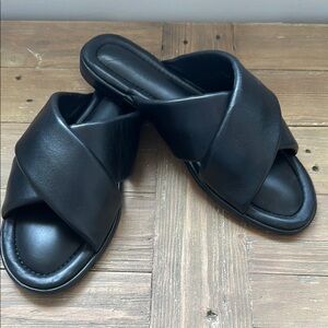 Jcrew Black Leather Women’s Slide Sandals size 8.5